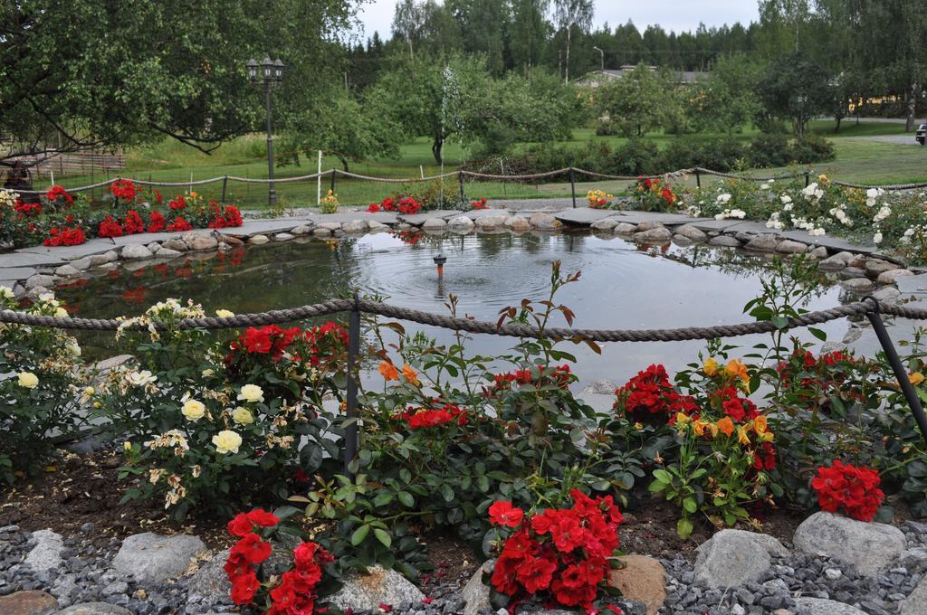 Vaihmalan Hovi Hotel Lempäälä Eksteriør billede